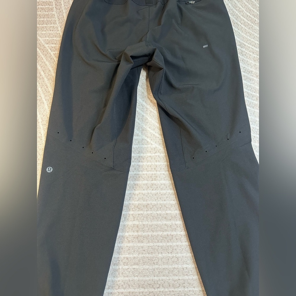 Lululemon Pants License to Train Joggers Men’s Performance Gym Sport Black Small - Picture 12 of 14